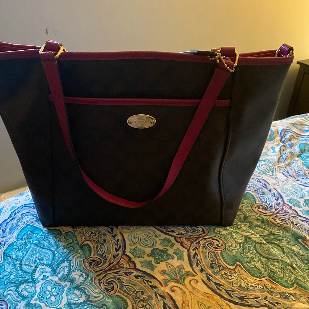 Genuine Coach leather bag brown and hot pink trim great condition
